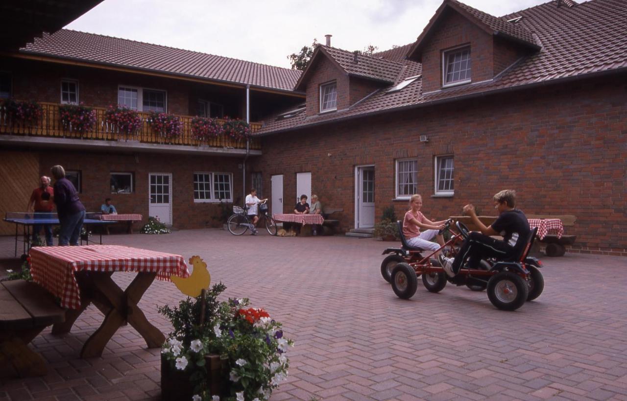 Ferienhof Meyer Landhotel Petershagen Dış mekan fotoğraf